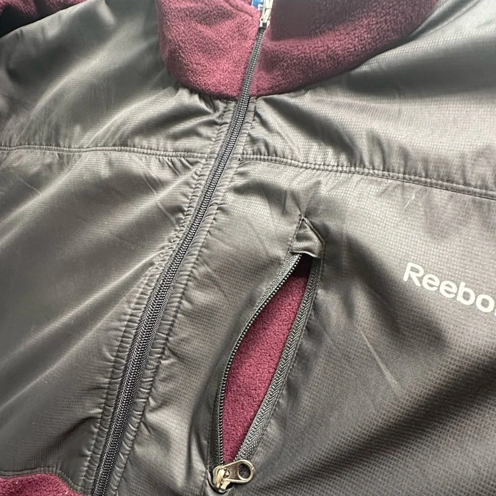 Fleece‎ Zip Up  Burgundy/Gray Jacket Size X-Large Youth